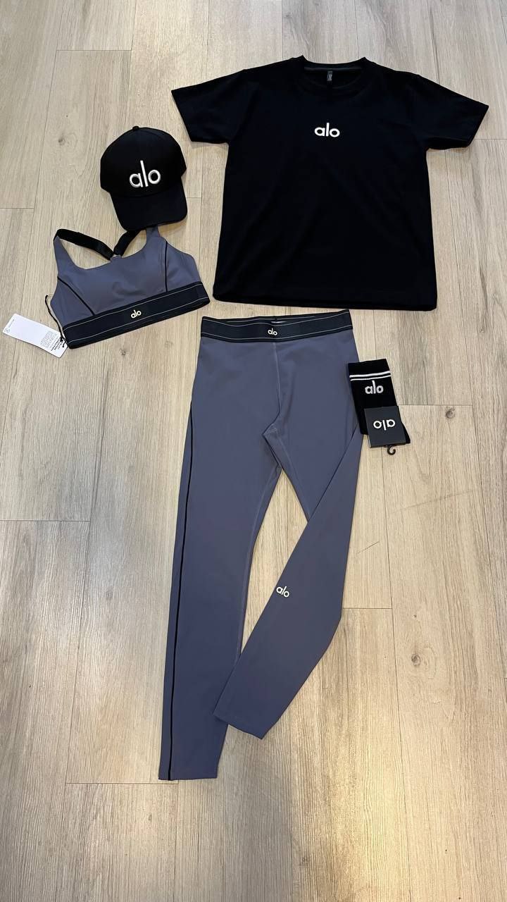 ست نیمتنه و لگ برند الو یوگا