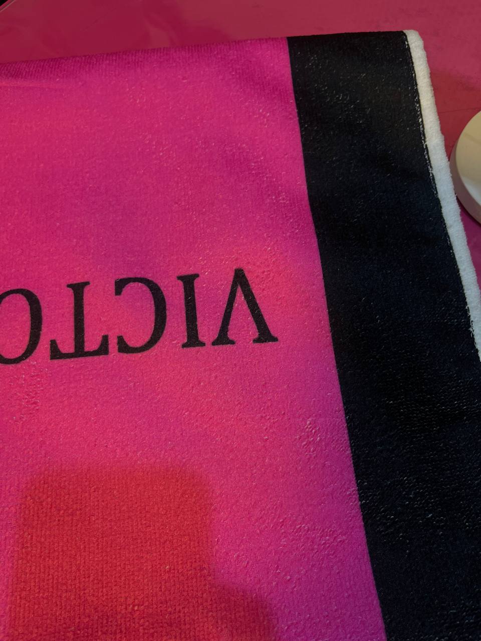 حوله  VSسرخابی